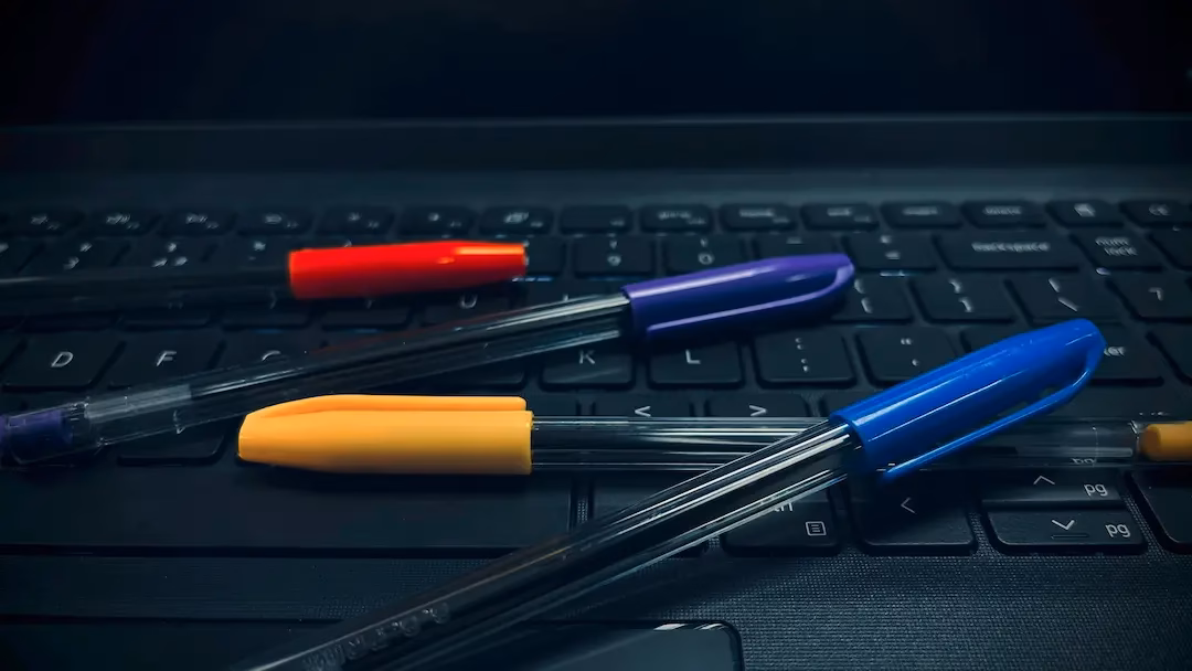 Jak odnowić podpis elektroniczny? Samodzielnie czy z pomocą profesjonalistów?